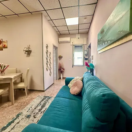 Dimora Casanova Apartman Nápoly